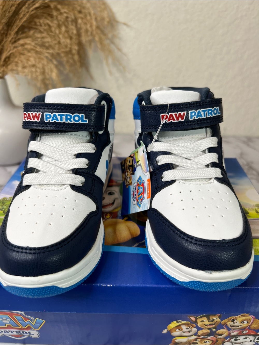 PAW PATROL HIGH TOP - TODDLER SIZE 10 - Picture 4 of 9